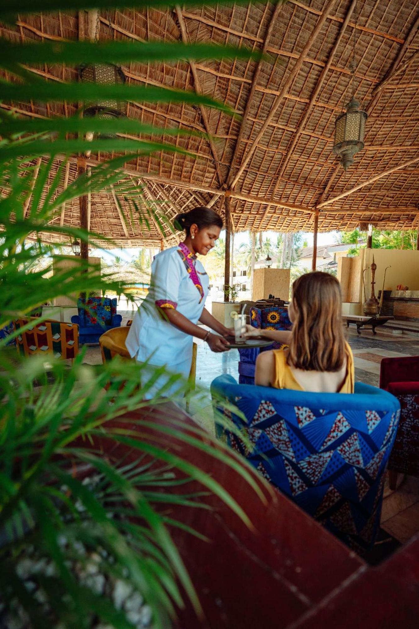 Sansi Kae Beach Resort Michamvi Kae Exterior photo