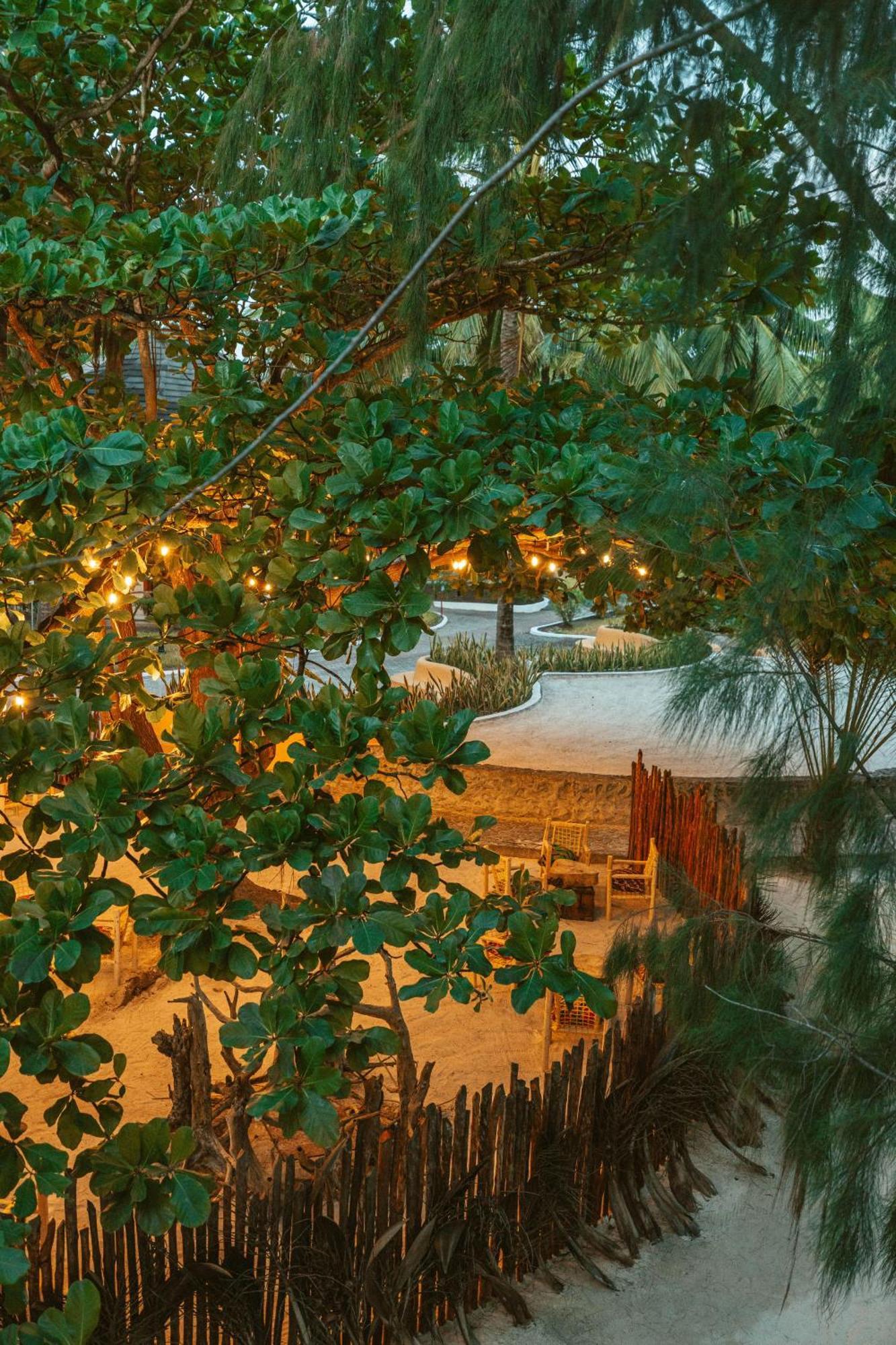 Sansi Kae Beach Resort Michamvi Kae Exterior photo